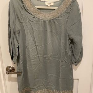 Women’s dress